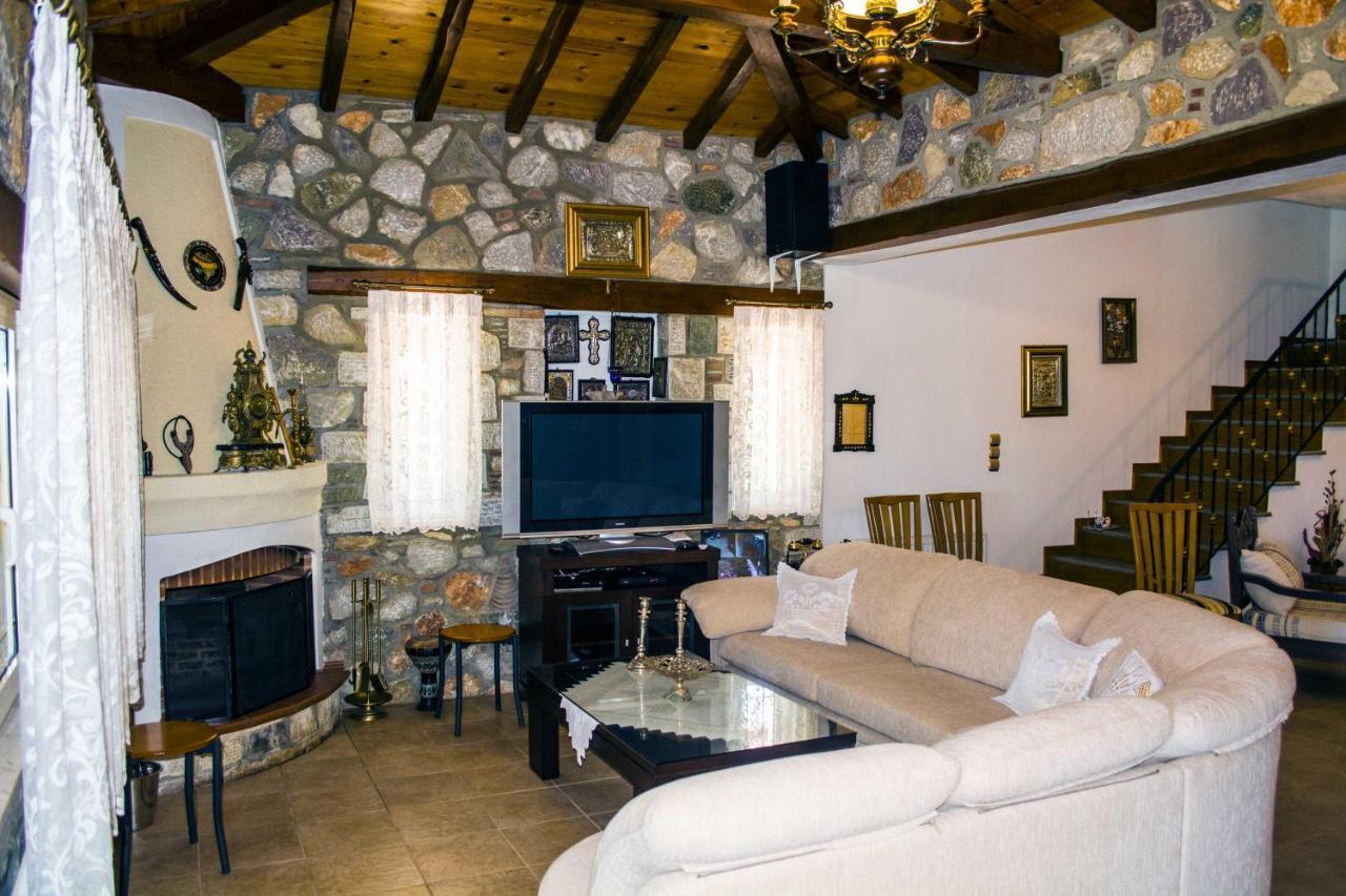 Villa Gem Moni Evaggelistrias Zewnętrze zdjęcie
